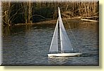 CR-914 sailing